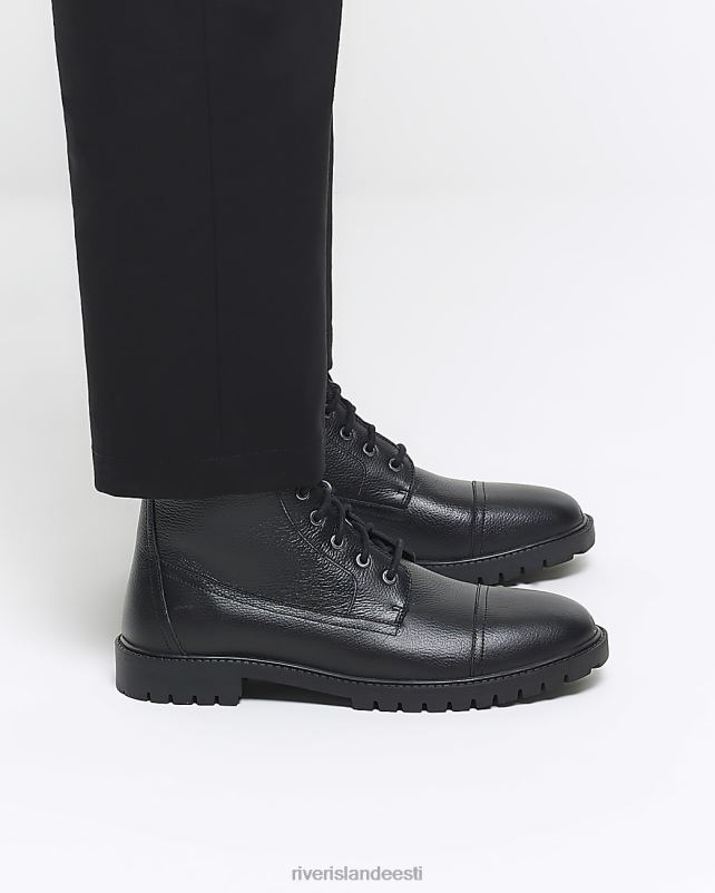 jalatsid must mehed River Island nahast võitlussaapad 44TLL2693