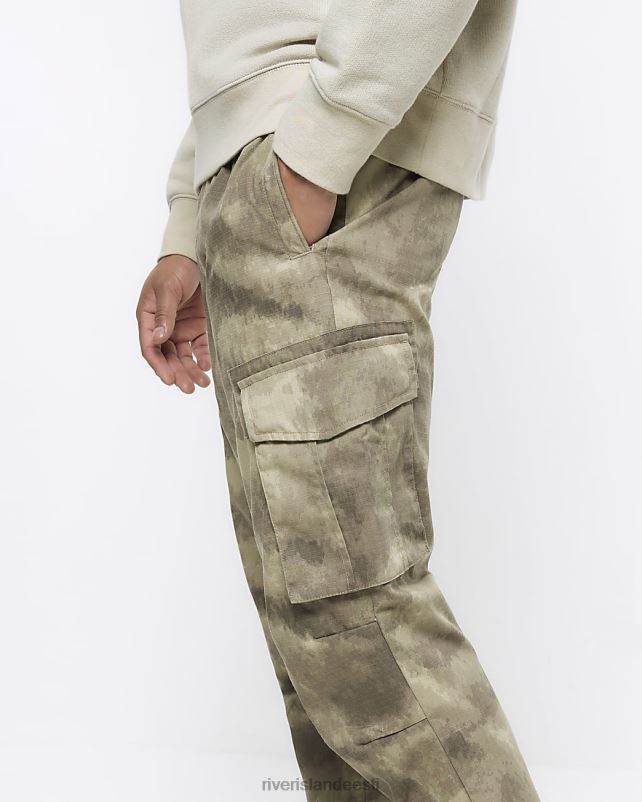 kehakate khaki mehed River Island tavalised camo cargo püksid 44TLL5783
