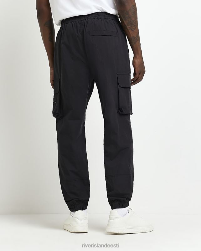 kehakate must mehed River Island tavalised kaubapüksid 44TLL5887