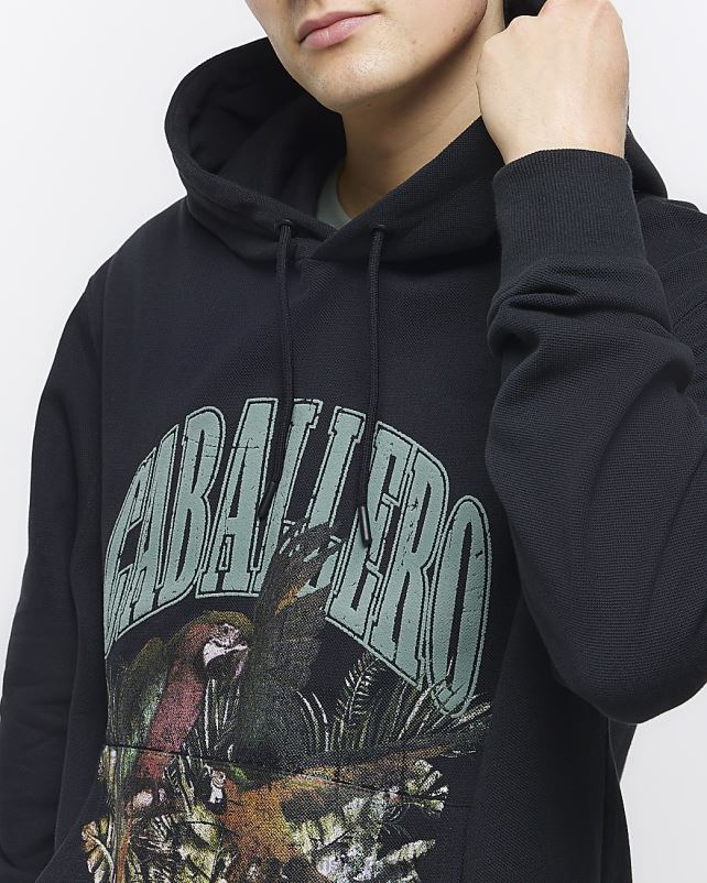 kehakate must mehed River Island Tavalise istumisega graafiline kapuuts 44TLL5491