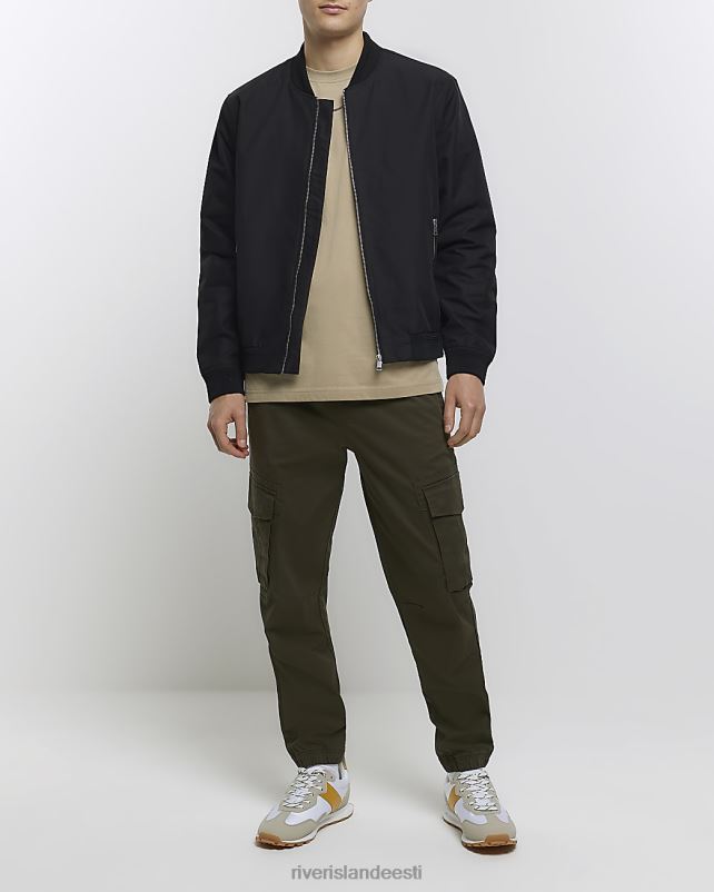 kehakate kivi mehed River Island tavalise vormiga t-särk 44TLL2522