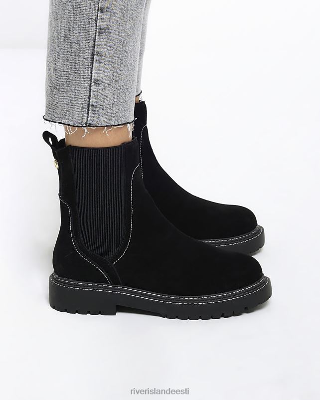 jalatsid must naised River Island laiad seemisnahast poolsaapad 44TLL1856