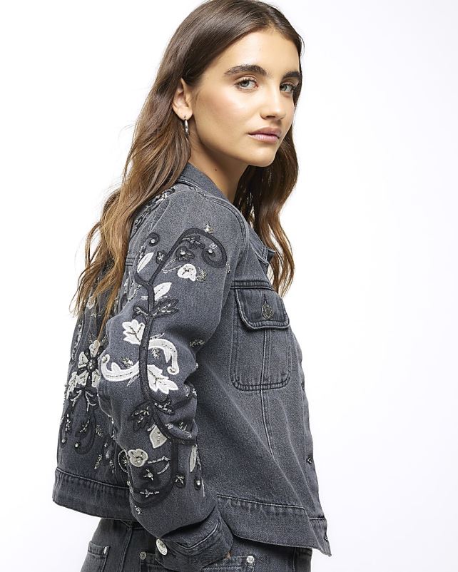 kehakate hall naised River Island tikitud crop teksajakk 44TLL4029